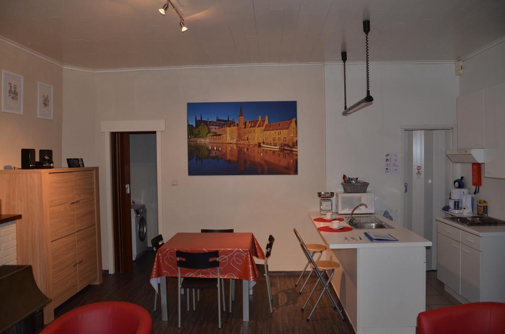 Apartment Sariks Place Brugia Zewnętrze zdjęcie