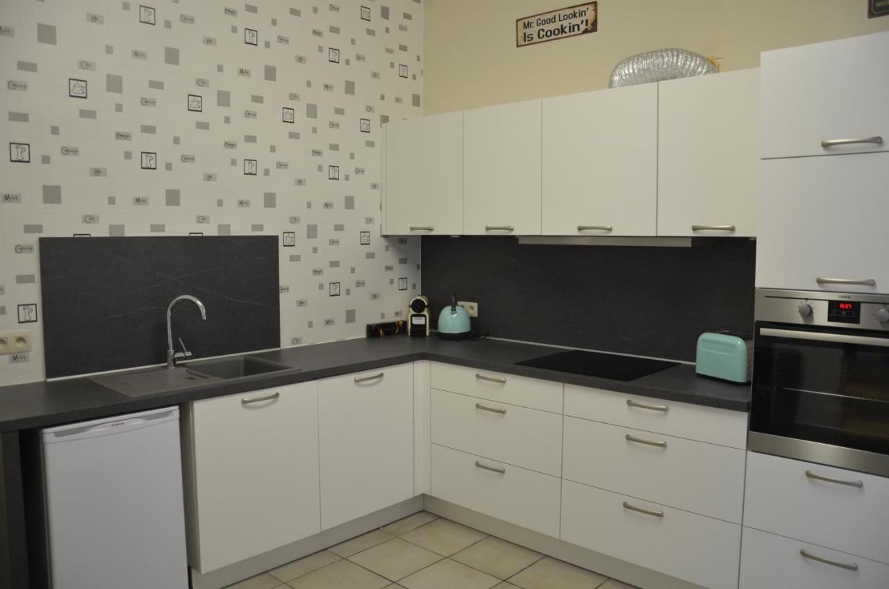 Apartment Sariks Place Brugia Zewnętrze zdjęcie